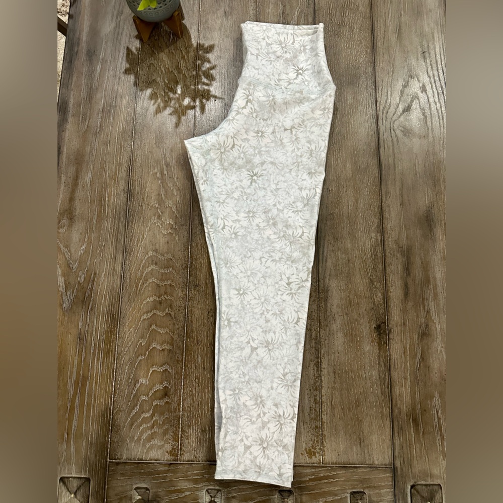 Evolution and Creation Leggings - Picture 11 of 12
